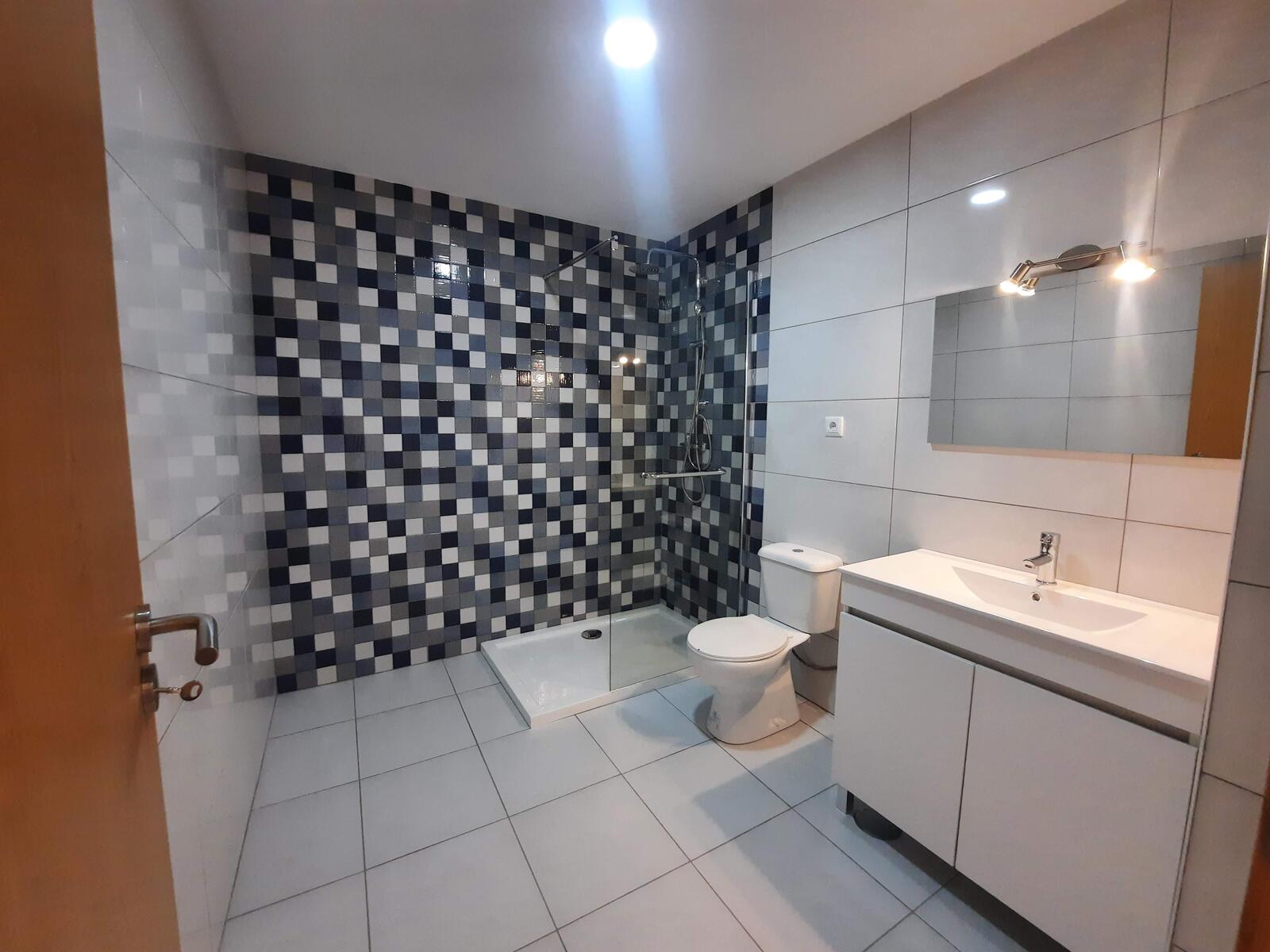 Casa de banho T2 Zafira